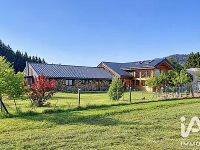 Les Rousses 39220 Achat / Vente maison 11 pièces t11 terrasse