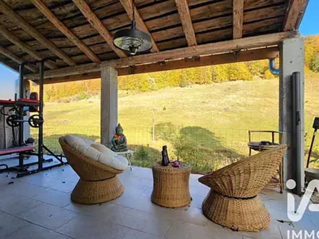 Les Rousses 39220 Achat / Vente maison 6 pièces t6 terrasse cave