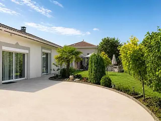 Les Roches de Condrieu 38370 Achat / Vente maison 7 pièces t7 jardin