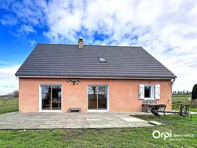 Les Ternes 15100 Achat / Vente maison 4 pièces t4 jardin terrasse