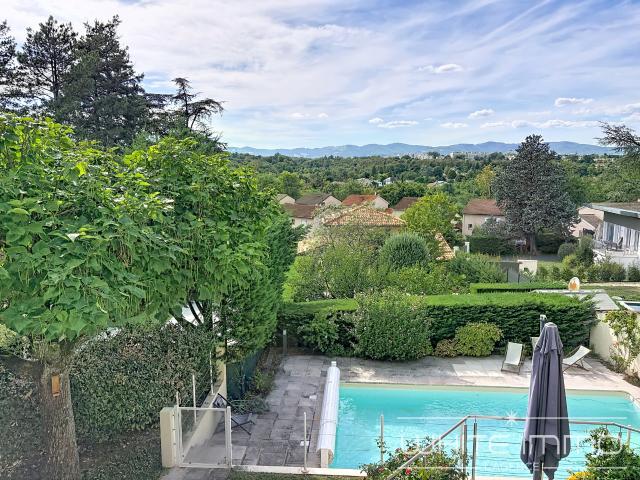 'LES TILLEULS' VENTE EN CO EXCLUSIVITE, FRANCHEVILLE LE BAS, MAISON ANCIENNE, 169 M2, 4 CH/ BUREAU, PISCINE