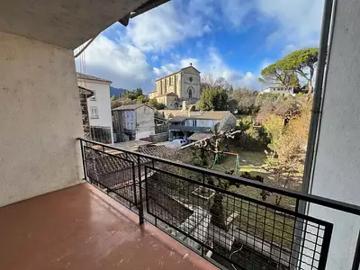 Les Vans 07140 Achat / Vente appartement 6 pièces t6 terrasse balcon