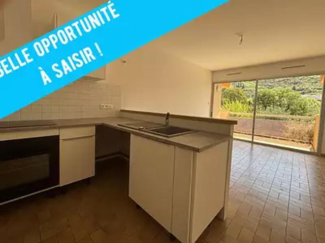 Les Vans 07140 Achat / Vente appartement 2 pièces t2 terrasse