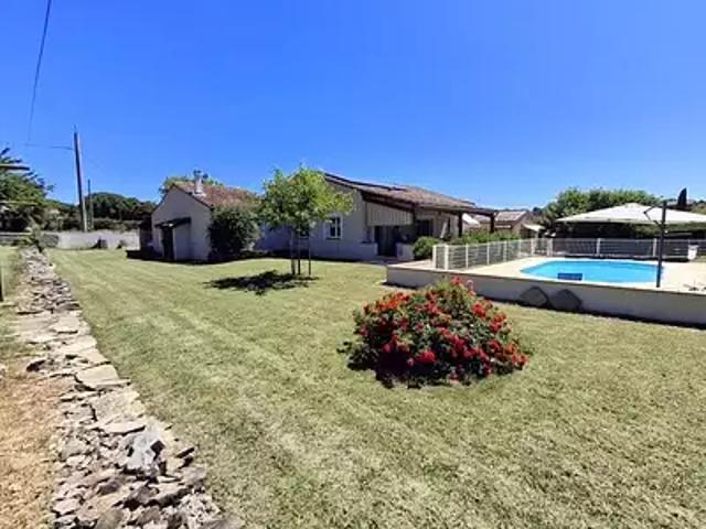Les Vans 07140 Achat / Vente maison 10 pièces t10 piscine