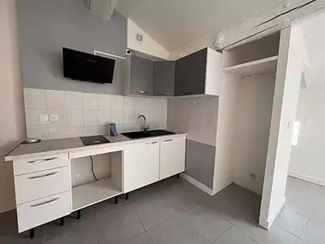 L'Escale 04160 Location appartement 2 pièces t2