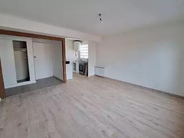 Lescar 64230 Achat / Vente appartement 2 pièces t2 au dernier étage