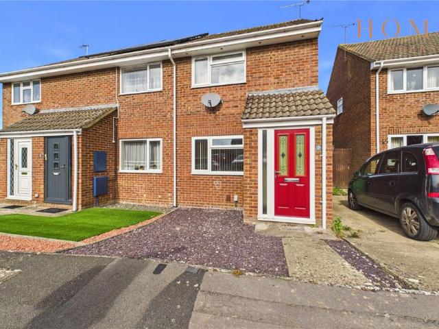 Leslie Close, Swindon SN5 2 bed semi detached house to rent £1,150 pcm £265 pw