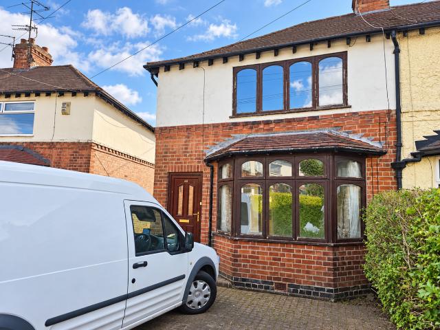 Leslie Avenue NG9, 2 bed semi detached house to rent, £950 pcm | PrimeLocation