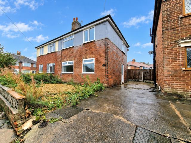 Leslie Avenue, Thornton Cleveleys FY5 3 bed semi detached house to rent £945 pcm £218 pw