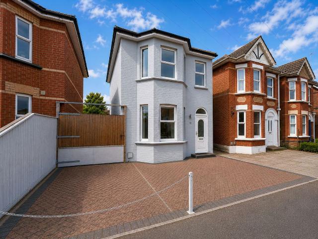 Leslie Road, Bournemouth BH9, 5 bed property to rent, £3,000 pcm | PrimeLocation