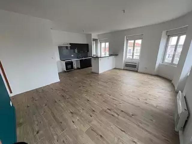 Lesparre Médoc 33340 Achat / Vente appartement 4 pièces t4 au dernier étage