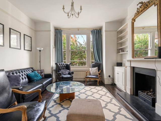 Lessar Avenue, SW4 Wilfords London