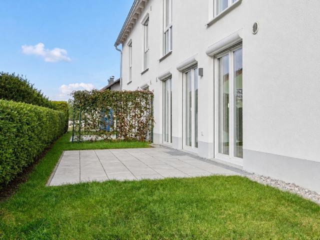 LETZTE CHANCE! Familienfreundliche Doppelhaushälfte mit Stil & Komfort in Ettringen
