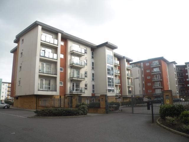 Let Clarkson Court, Hatfield, AL10 Fixed Price £1,875 pcm