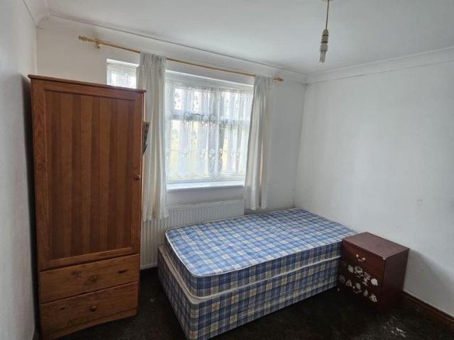 Letchworth Rd, Luton, LU3 4 bed house share to rent £550 pcm £127 pw