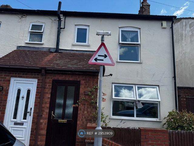 Letchworth Road, Luton LU3, 2 bed semi detached house to rent, £1,350 pcm | PrimeLocation