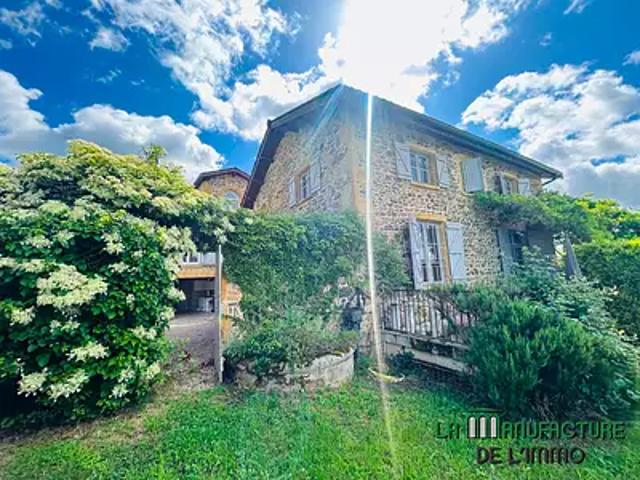 Létra 69620 Achat / Vente maison 11 pièces t11 piscine jardin
