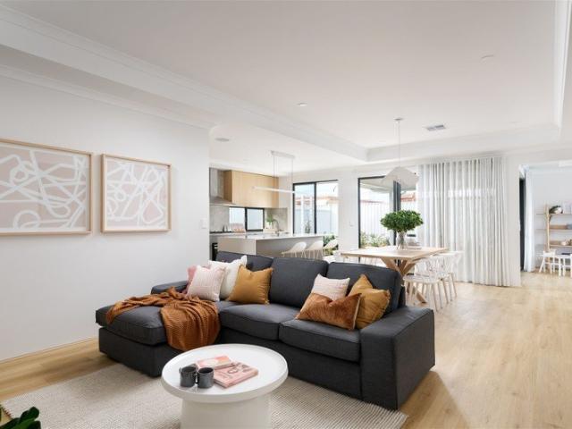 Let's Design Your New Home in Lakelands