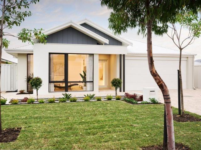 Let's Design Your New Home in Lakelands