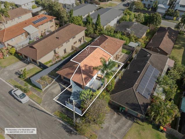 LET'S TALK Convenient Duplex Living in the Heart of Southport