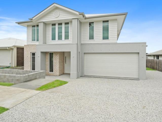 LET'S TALK Modern Family Home in South Ripley