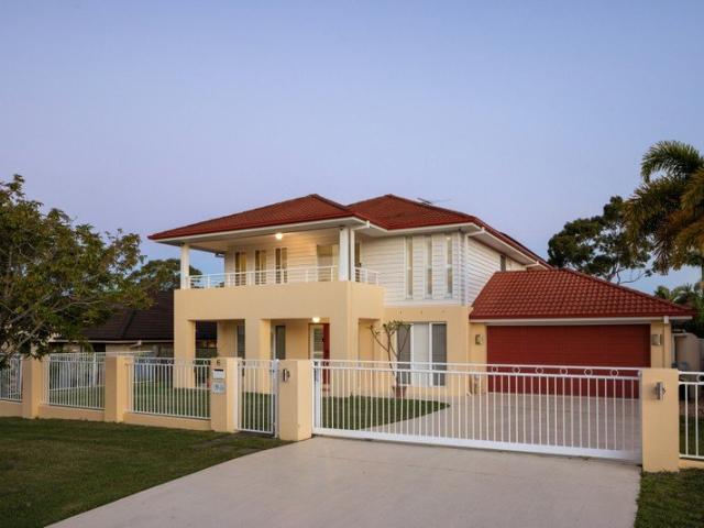 LET'S TALK Spacious Double Storey Family Living in Forest Lake
