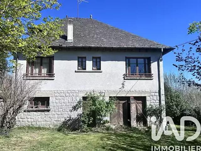 Leucamp 15120 Achat / Vente maison 4 pièces t4