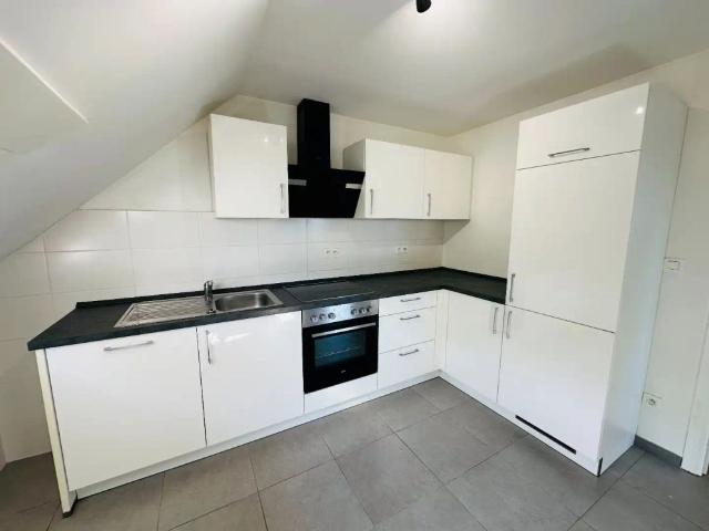 Leuk opgefrist appartement te As