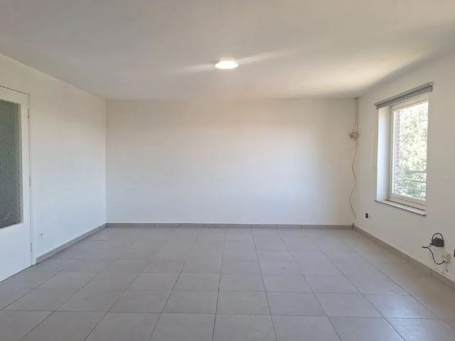 Leuk opgefrist appartement te As