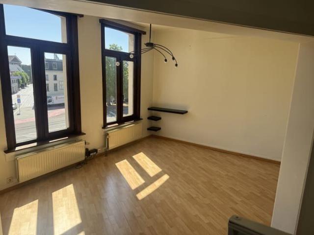 Leuk appartement op zeer goede locatie !
