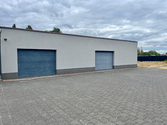 Leuk duplex appartement met veranda, terras en staanplaats