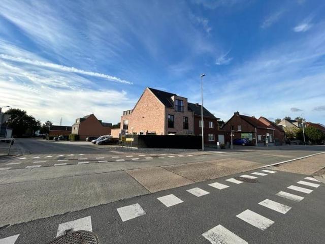Leuke appartement van 52 m² met terras te Ginderbuiten, Mol