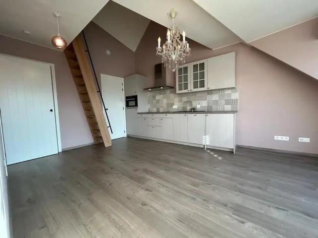 Leuke appartement van 52 m² met terras te Ginderbuiten, Mol!