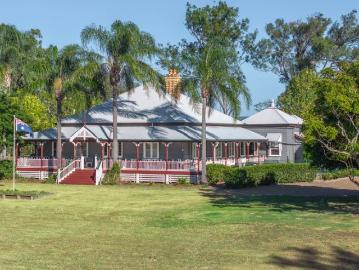 Leura Homestead Circa 1909 on 25 Acres