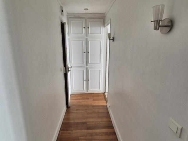 LEVALLOIS PERRET Louise Michel appartement de 30 m² 2 pièces 1 chambre 1 salle d'eau