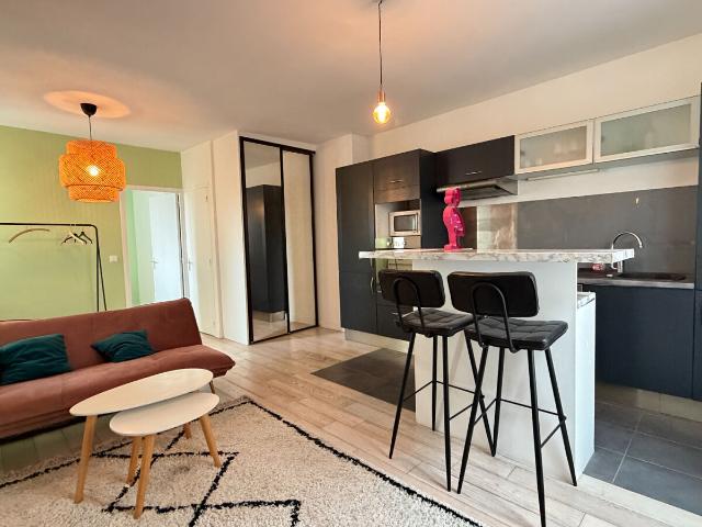 Levallois Perret 2 pièces meublé de 37 m² au dernier étage