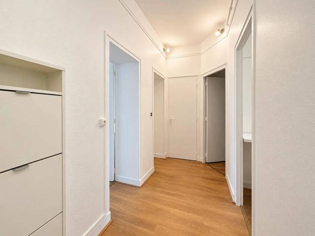 LEVALLOIS RUE DE VILLIERS APPARTEMENT 47m2 + PARKING