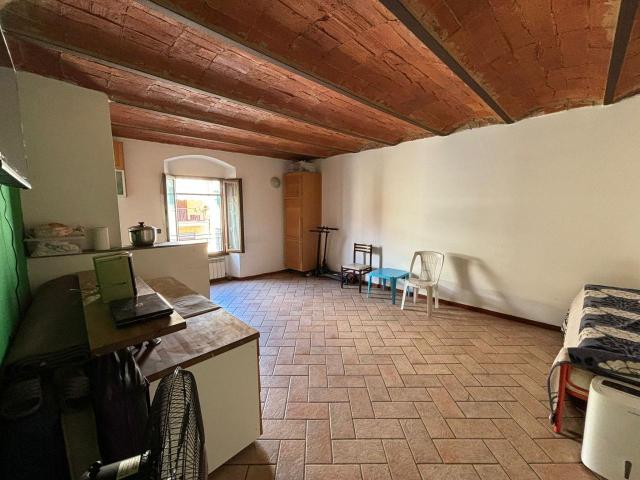 LEVANE trilocale 85mq