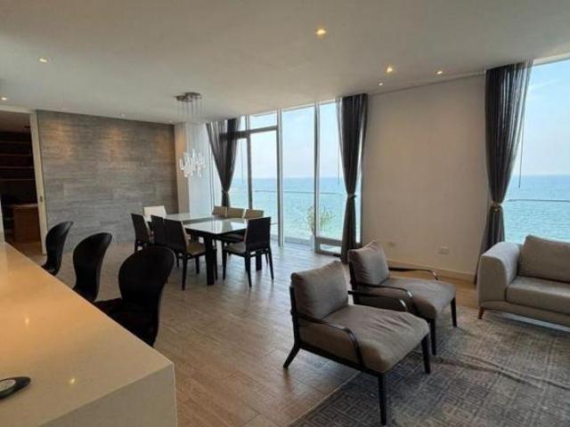 Levant Departamento frente al Mar 3 recámaras c/u baño, albercas elevador, amplios espacios