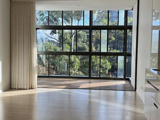LEVEL 4 | MODERN TWO BEDROOMS WITH A BIG LIVING & CENTRAL PARK VIEWS | @ CENTRAL PARK