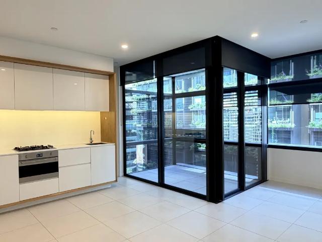 LEVEL 6 | MODERN ONE BEDROOM WITH A SPACIOUS LIVING ROOM + STUDY IN THE CENTRAL PARK