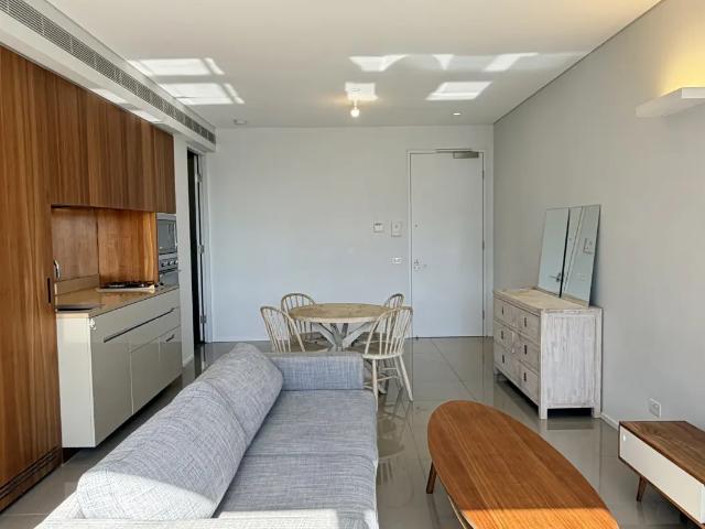 LEVEL 9 | MODERN & PARTLY FURNISHED ONE BEDROOM PLUS A LARGE STUDY ROOM | BILLS INCLUDED | @ CENTRAL PARK