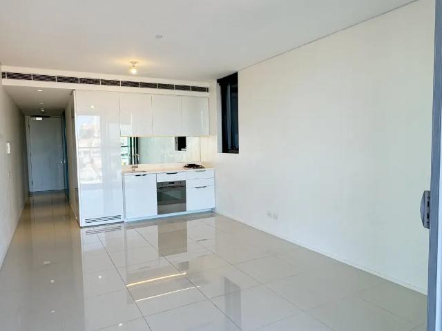 LEVEL 9 | MODERN & SPACIOUS ONE BEDROOM WITH A CITY VIEWS IN THE CENTRAL PARK