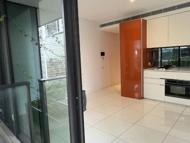LEVEL 13 | MODERN SUITE ONE BEDROOM | @ CENTRAL PARK
