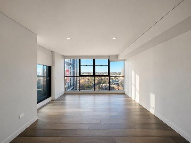 Level 10 Luxury | Two Bedroom Apartment in Prime Location!