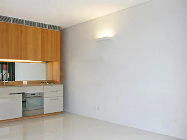 LEVEL 10 | MODERN SUITE ONE BEDROOM WITH CITY VIEWS | @ CENTRAL PARK
