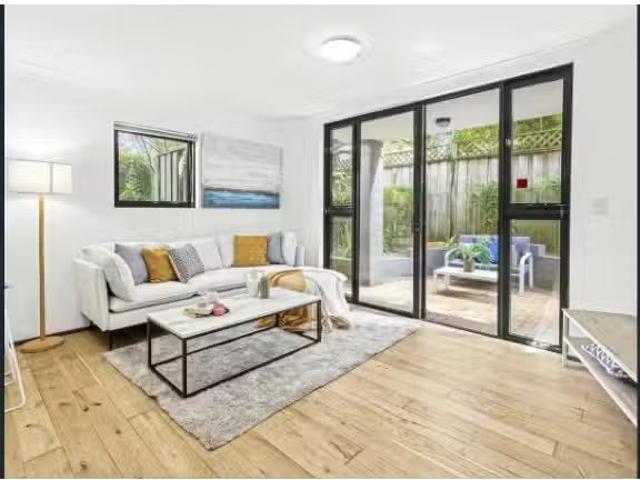 Level 1/1/5 17 Pacific Highway, Roseville Apartment for rent.