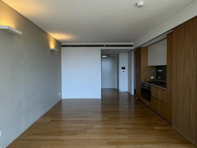 LEVEL 11 | MODERN & STUNNING VIEWS TWO BEDROOMS IN THE CENTRAL PARK
