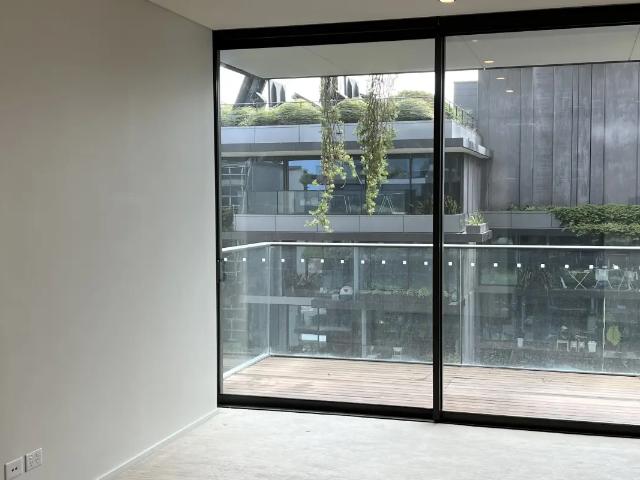 LEVEL 16 | MODERN & HIGH LEVEL STUDIO WITH CITY VIEWS | BILLS INCLUDED | @ CENTRAL PARK