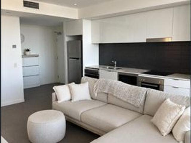Level 20 Furnished Two Bedroom Apartment for Rent Spectacular Views